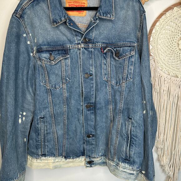 Levi's Distressed Bleached Denim Jean Jacket - Picture 4 of 6